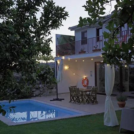 A Casa De Sobrado - Countryside House Villa