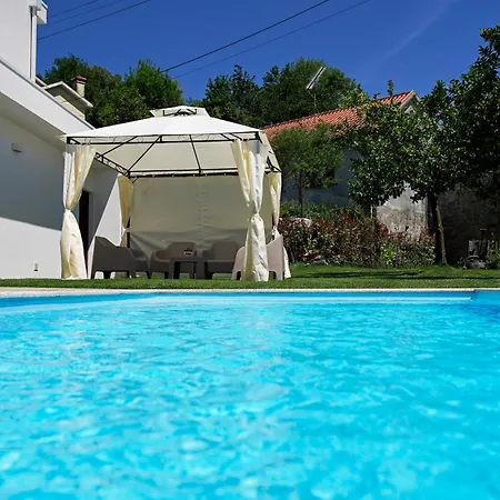 A Casa De Sobrado - Countryside House Villa *